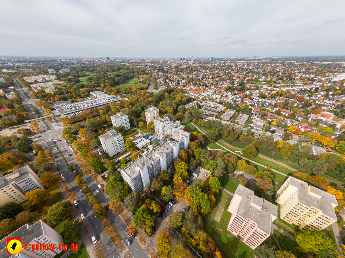 13.10.2022 - Fassadensnaierung am Karl-Marx-Ring 11-21